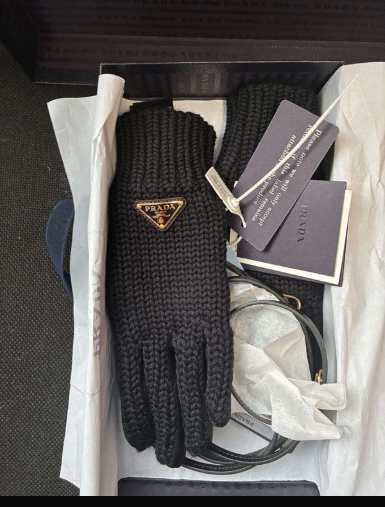 Prada rukavice
