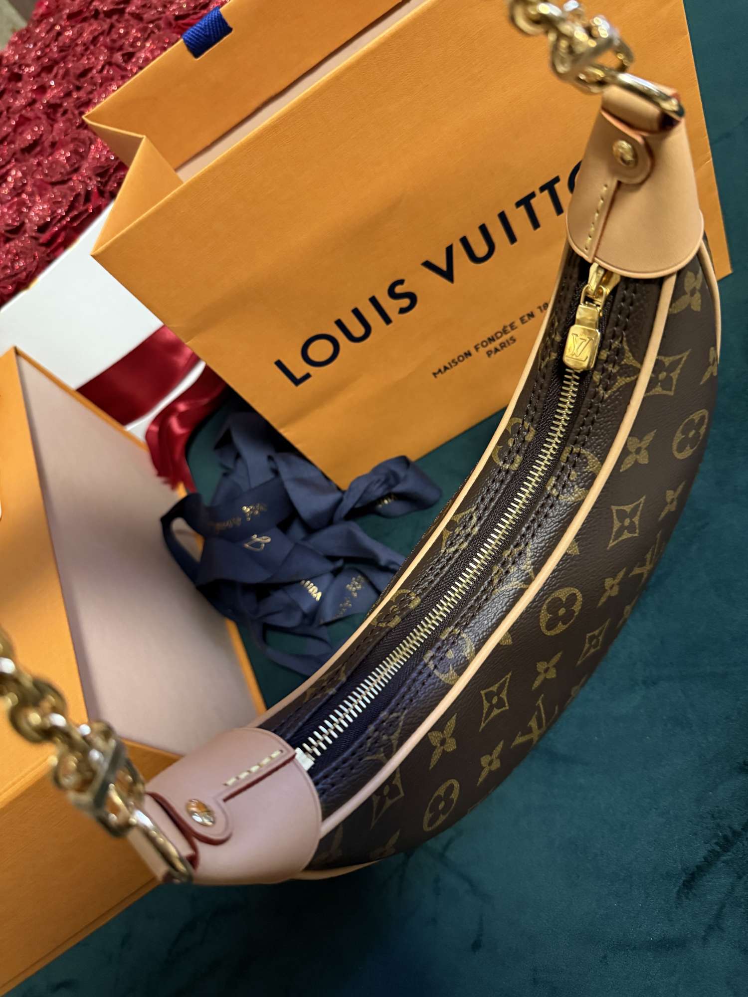 Louis Vuitton Loop