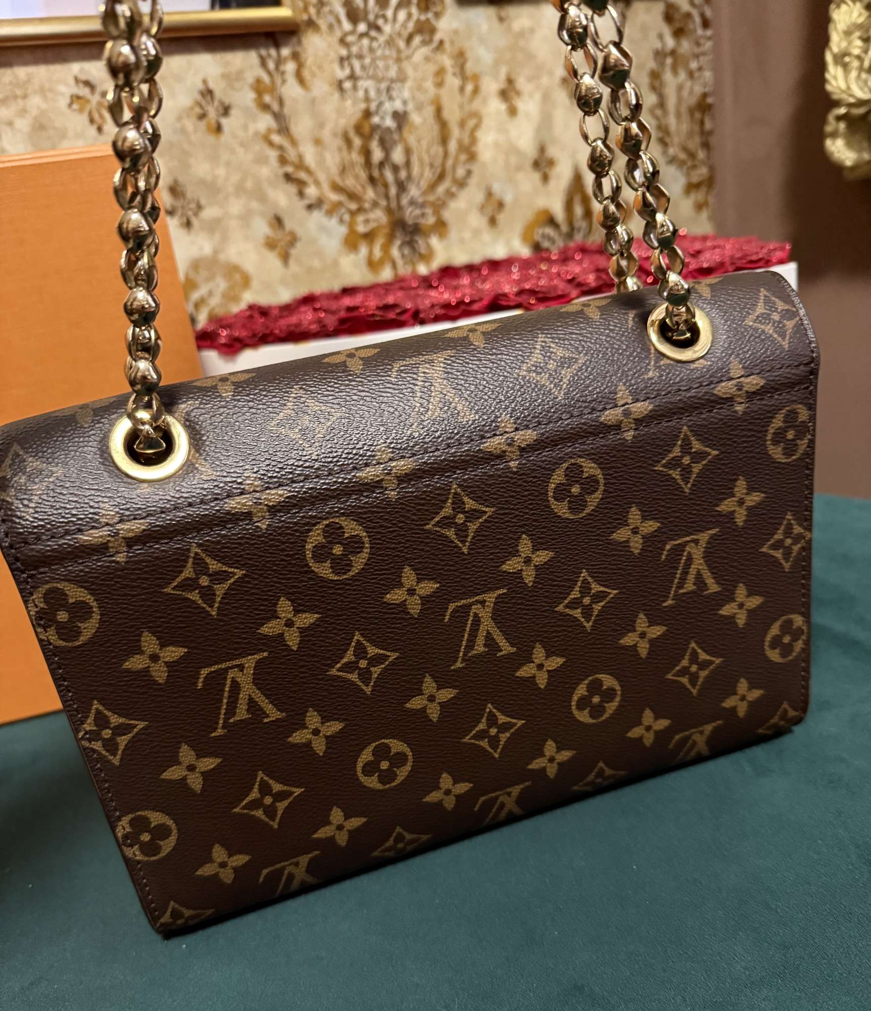 Louis Vuitton Victoire