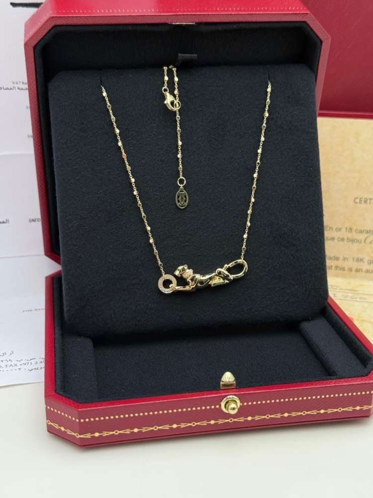 Cartier panthere pendant