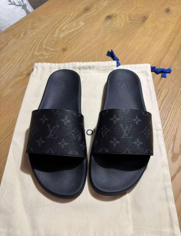 Louis Vuitton šľapky