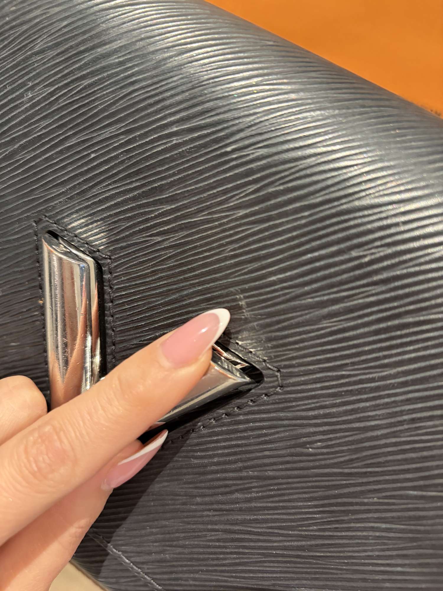 Louis Vuitton Twist MM