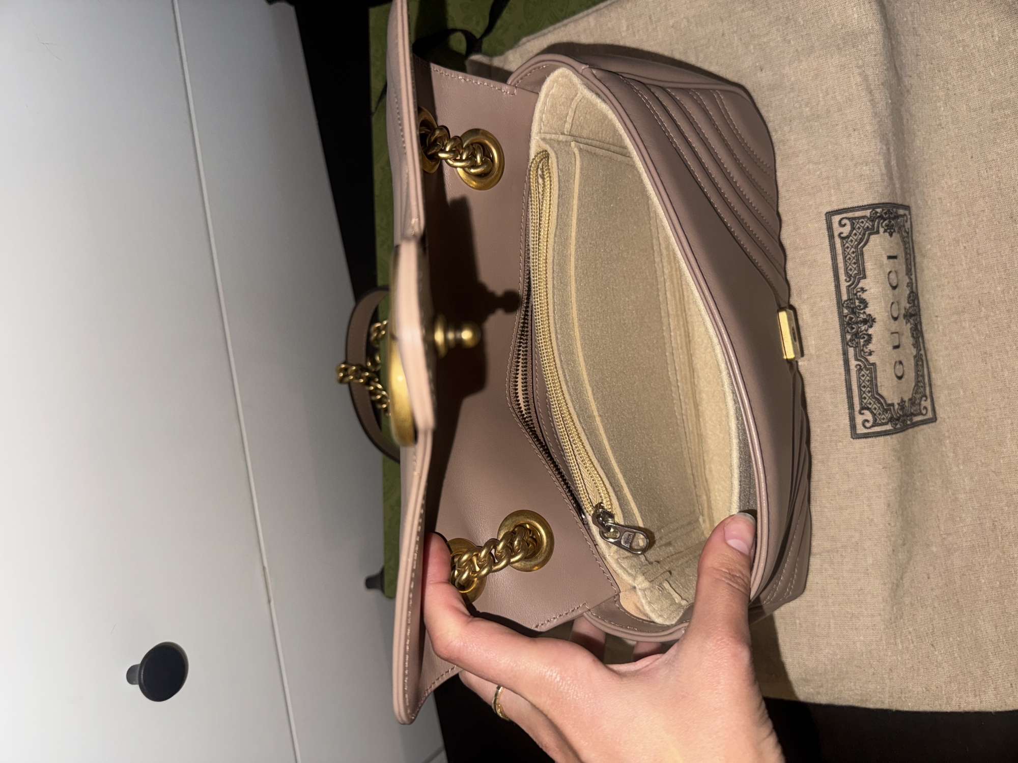 Gucci Marmont medium size