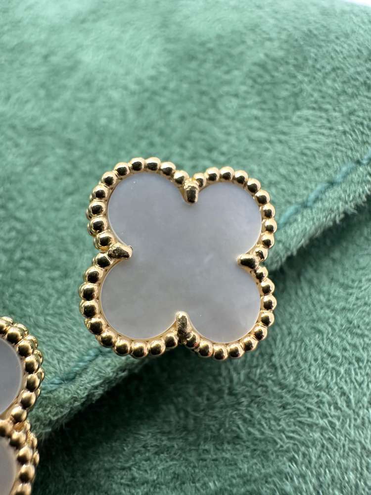 Van cleef & arpels vintage alhambra