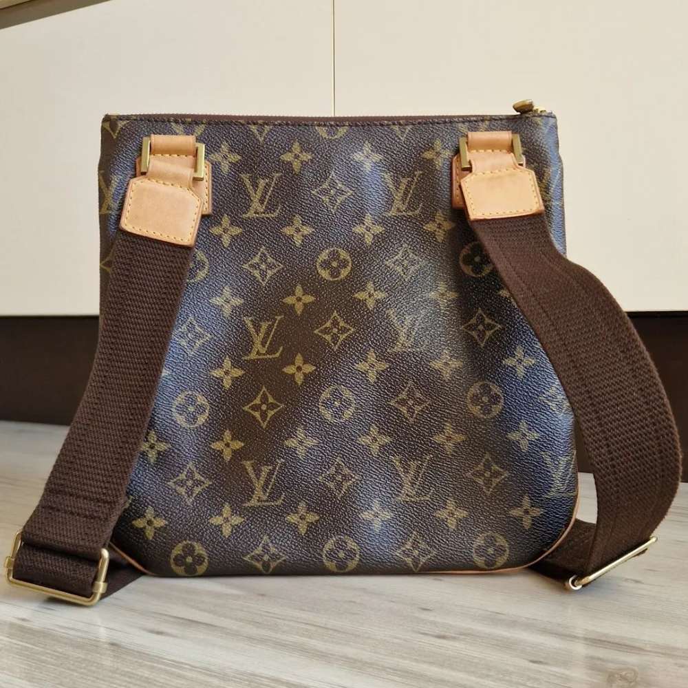 Louis Vuitton Bosphore