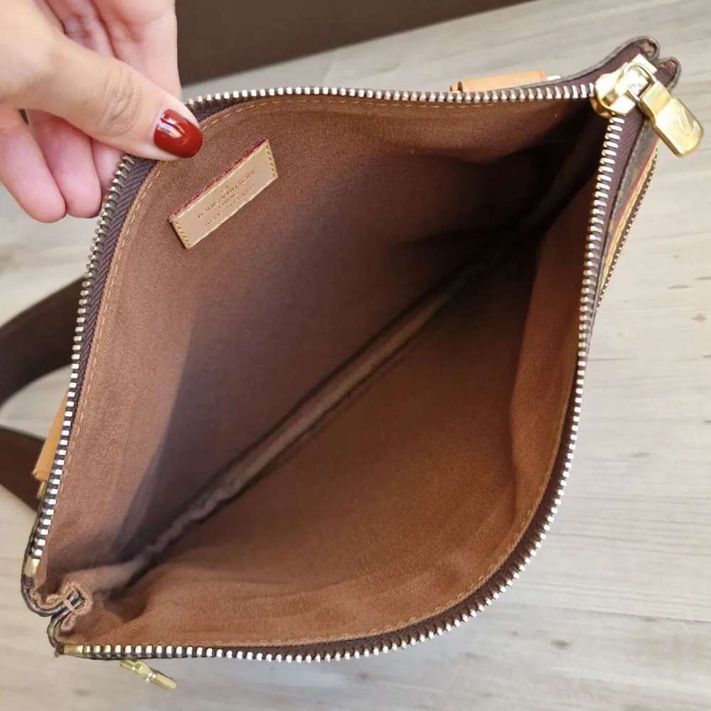 Louis Vuitton Bosphore
