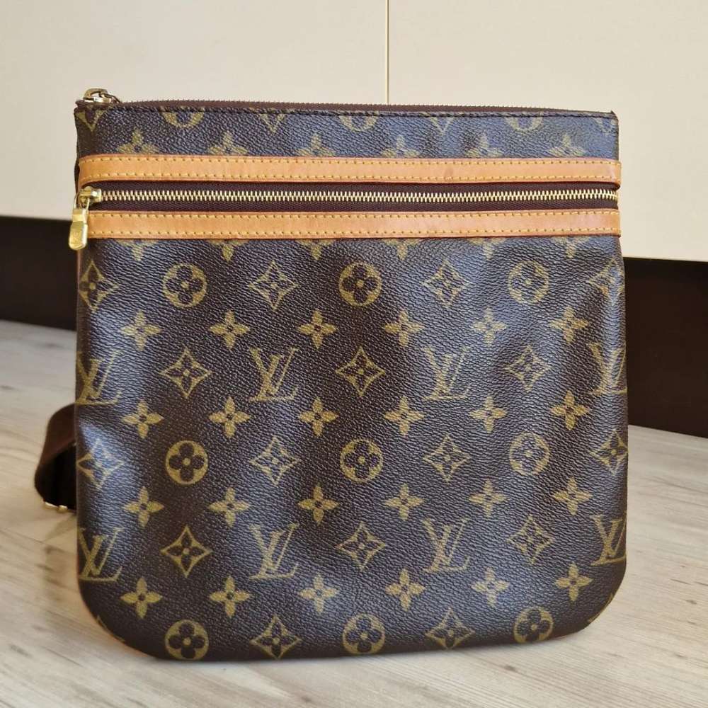 Louis Vuitton Bosphore