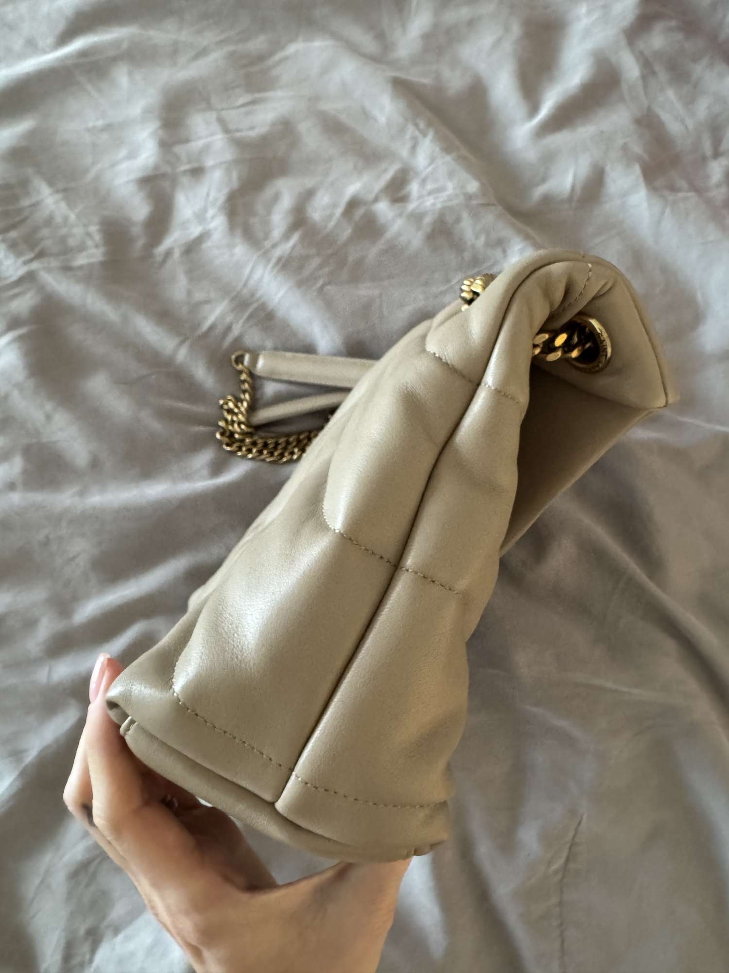 Saint Laurent Loulou Medium