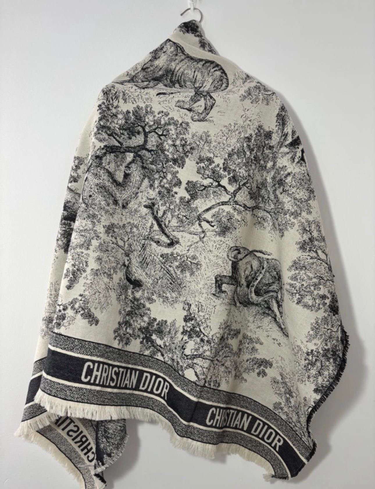 Dior šatka