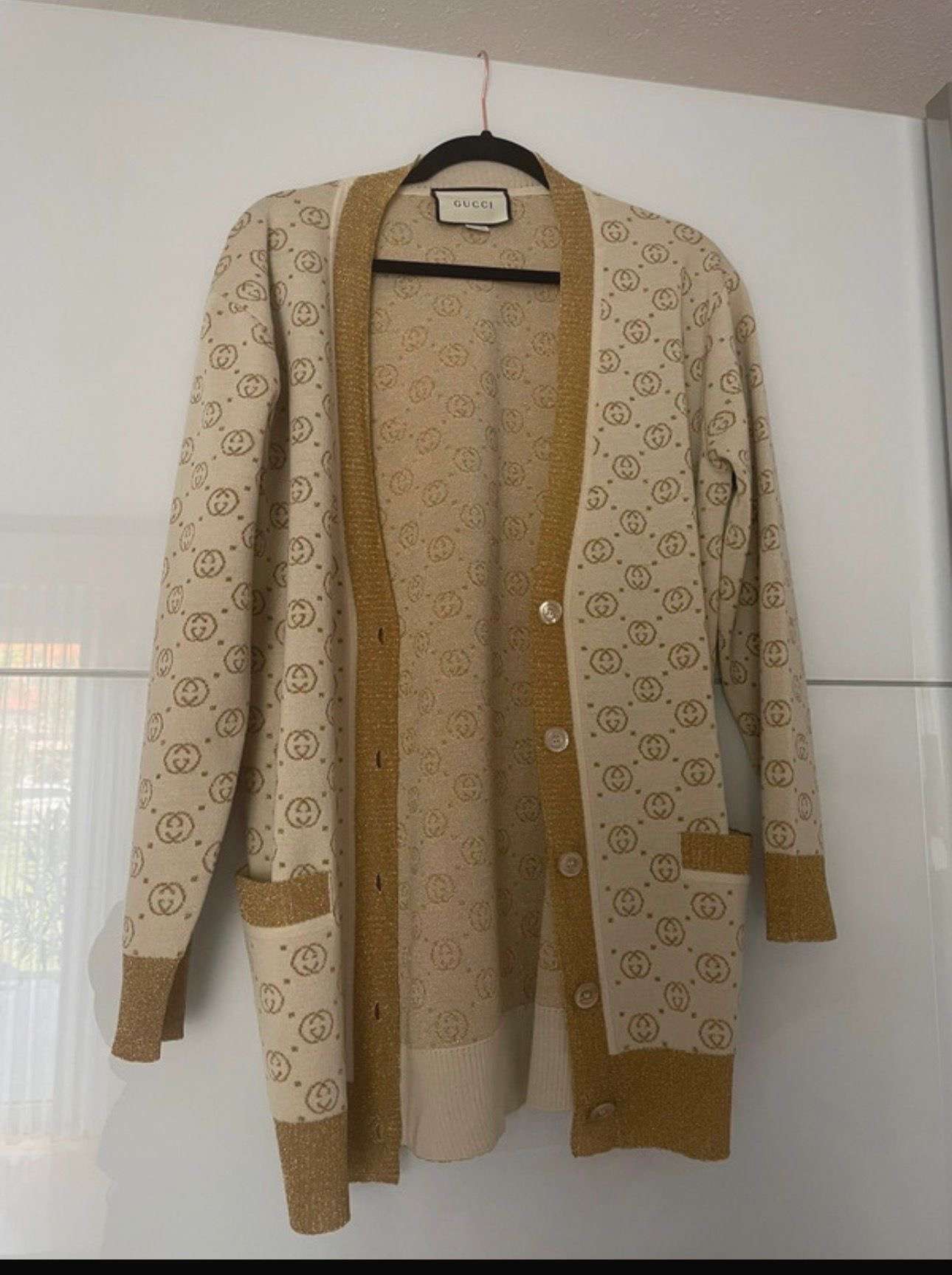 Gucci sveter