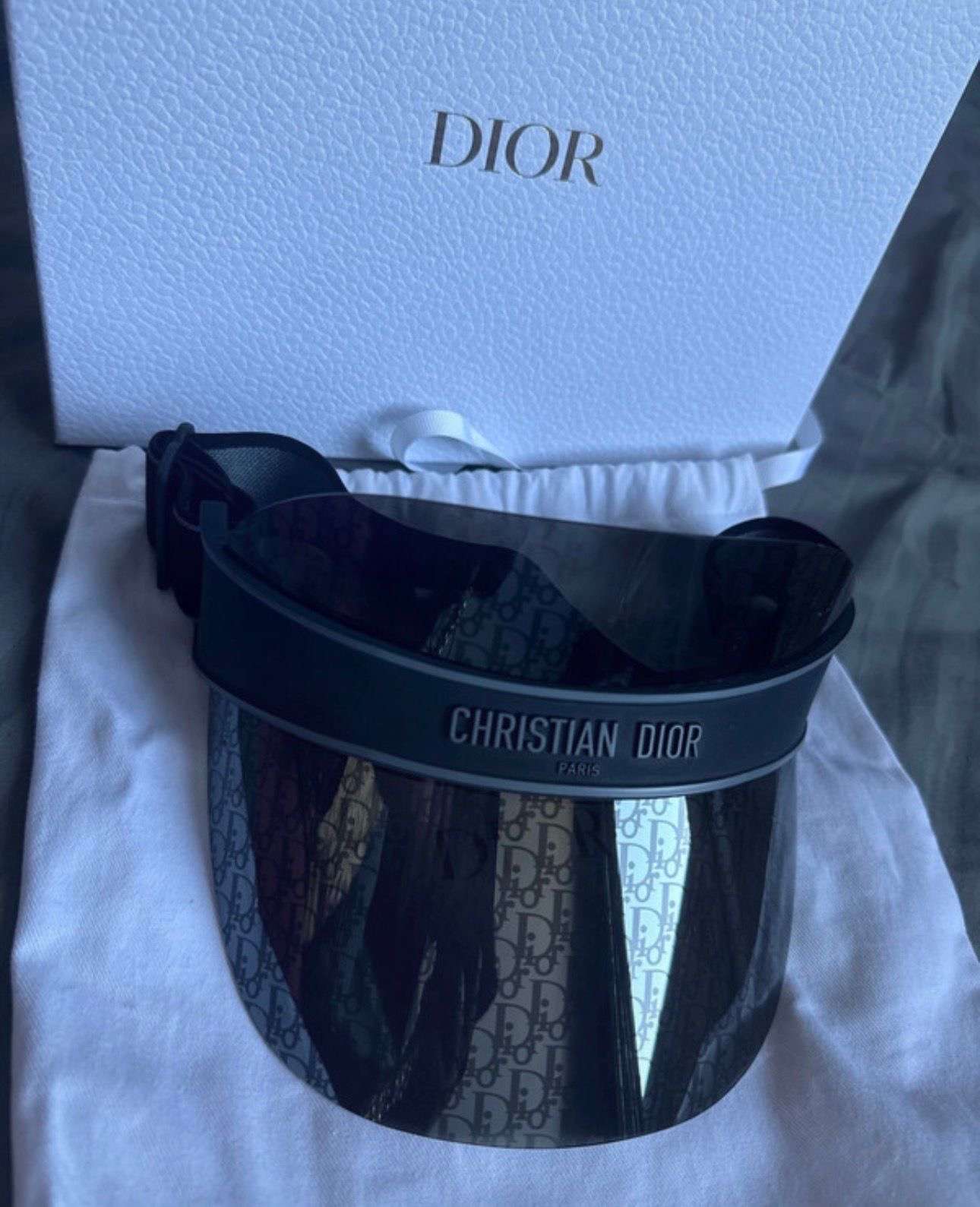 Dior šilt