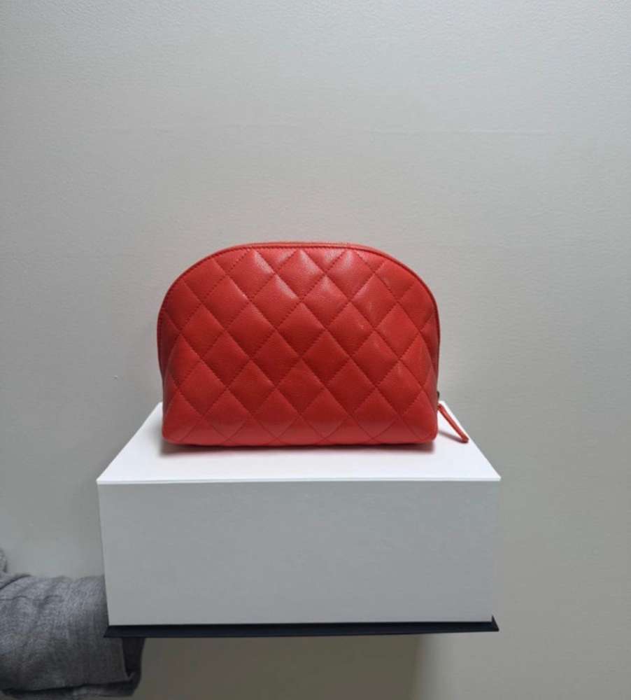 Chanel kozmetická taštička