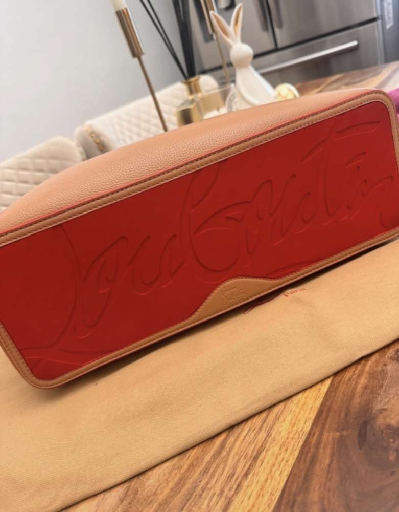 Christian Louboutin kabelka