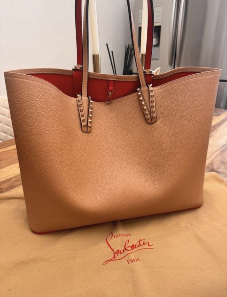 Christian Louboutin kabelka