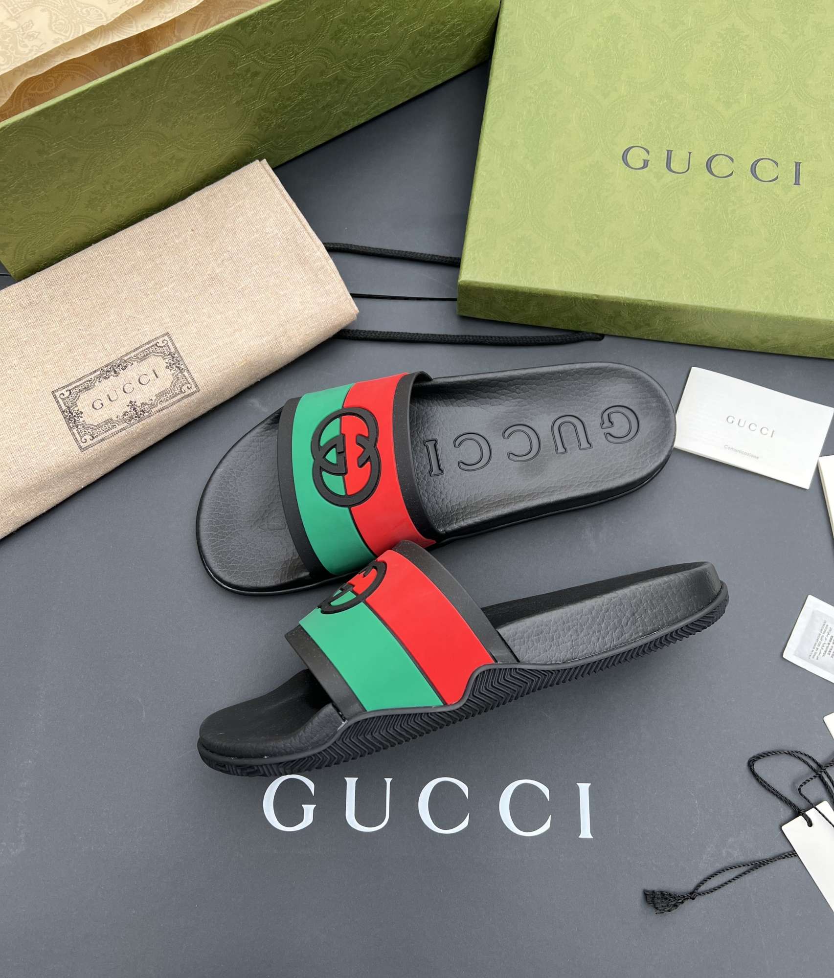Gucci Interlocking pánské šlapky