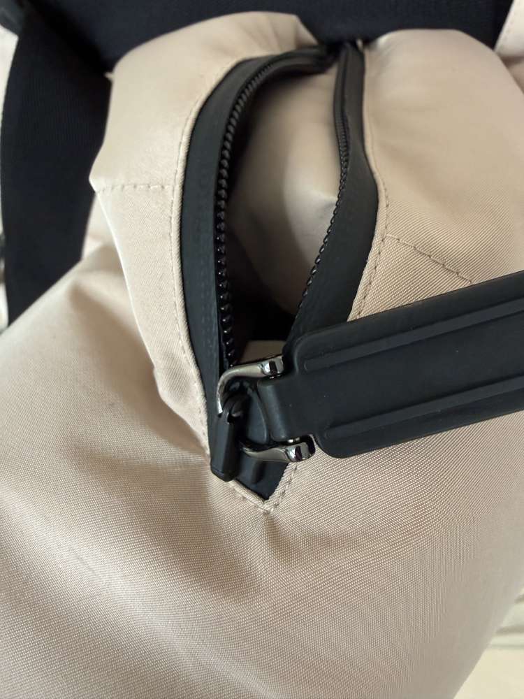 Christian Dior bunda