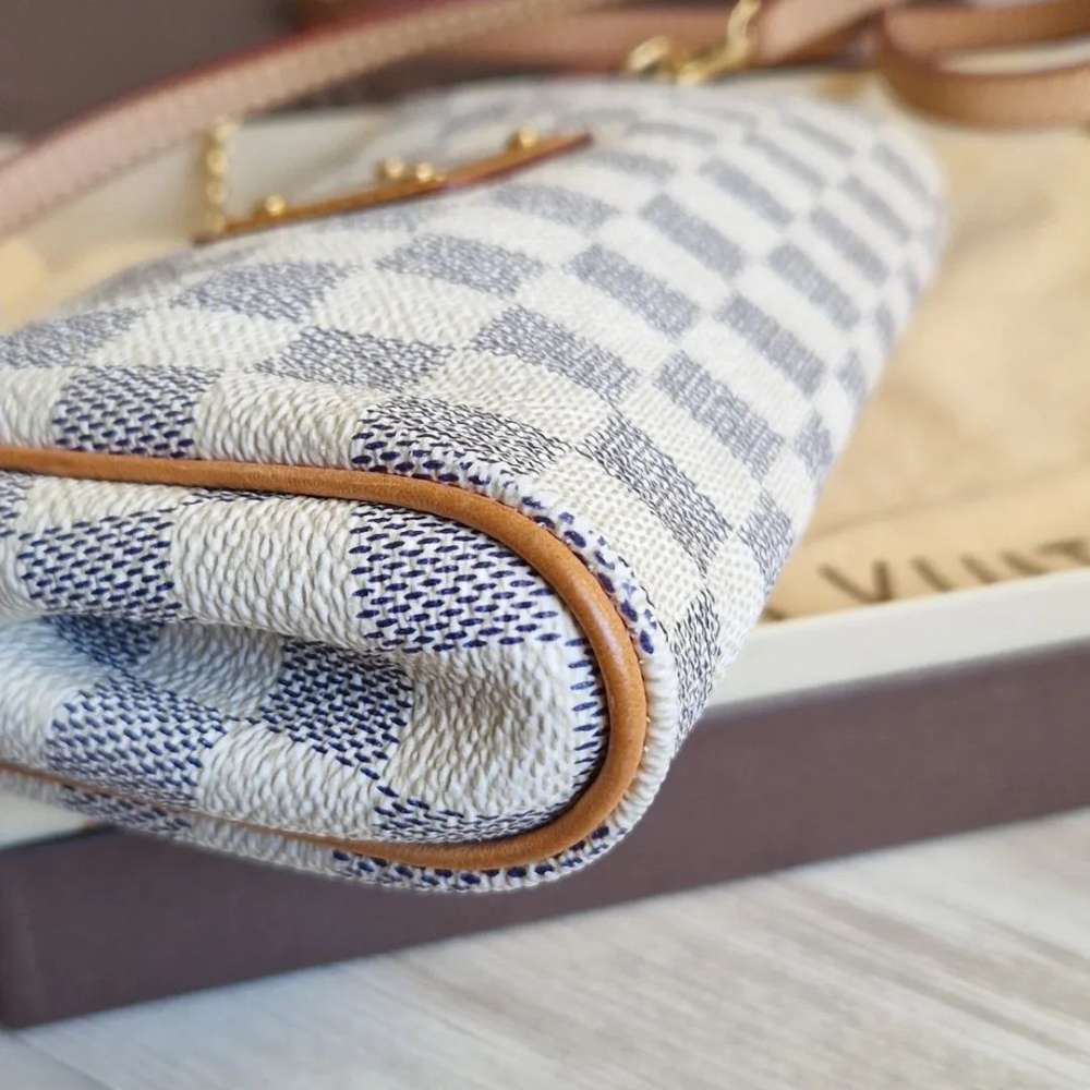 Louis Vuitton Eva