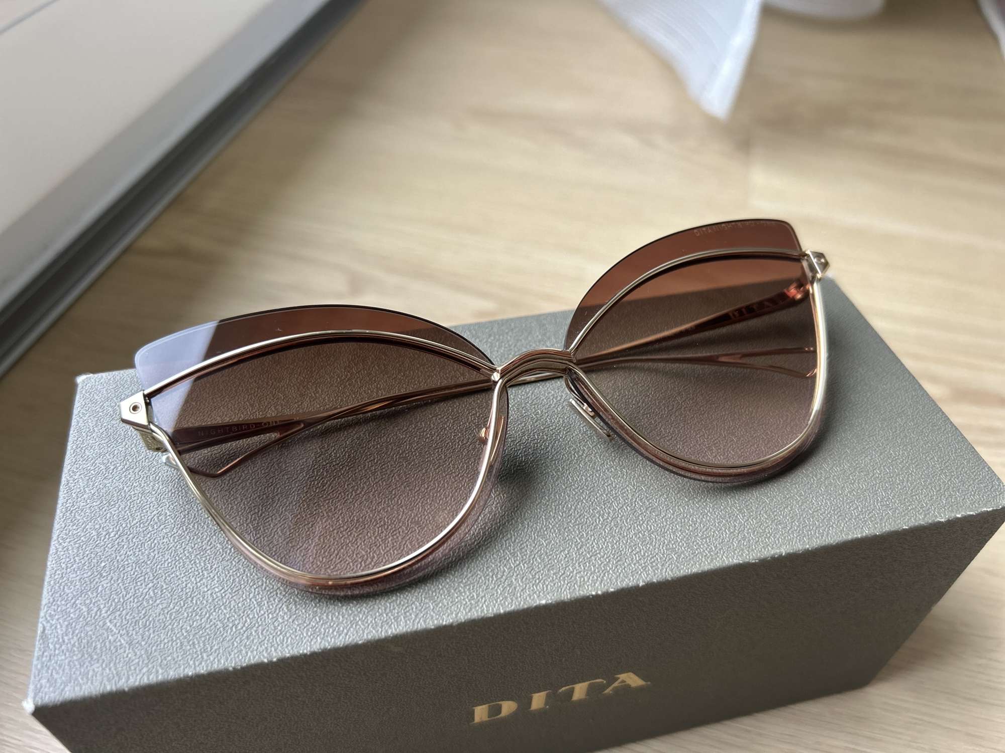 Dita Nightbird jedna