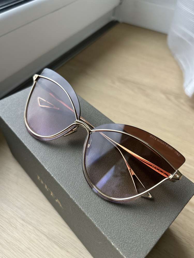 Dita Nightbird jedna