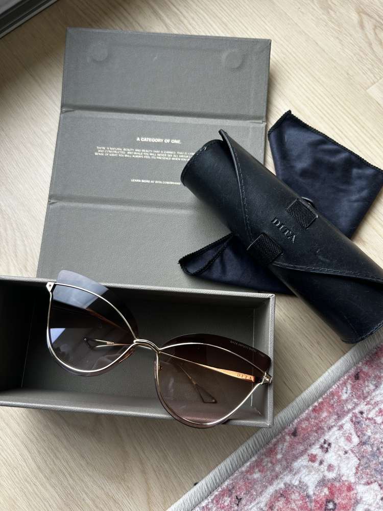 Dita Nightbird jedna