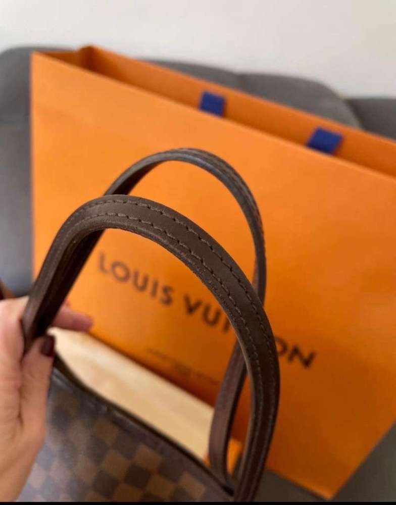 Louis Vuitton neverfull