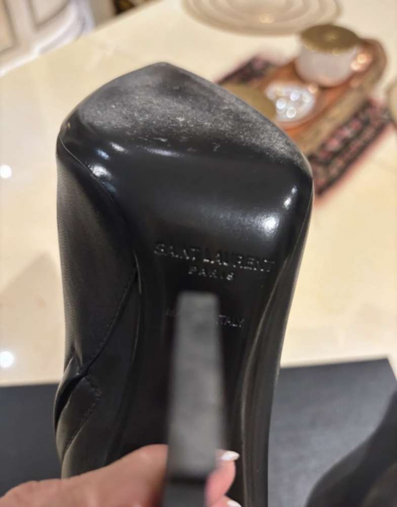 YSL kotnicky