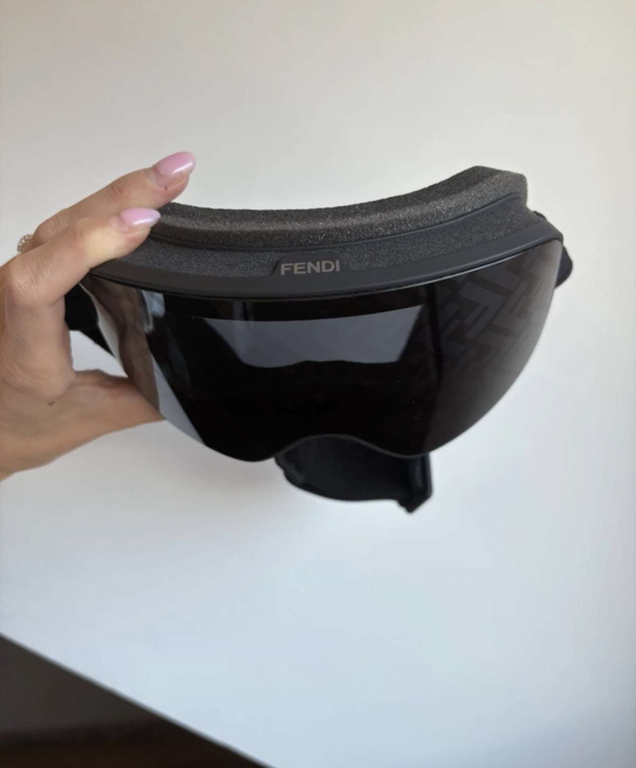 Fendi lyžiarske okuliare