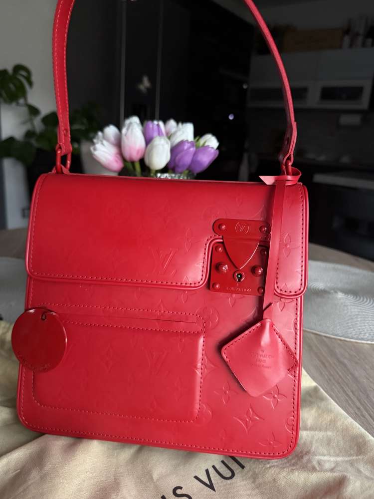 Louis Vuitton red monogram op art squary