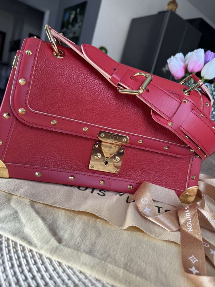 Louis Vuitton Suhali shoulder bag