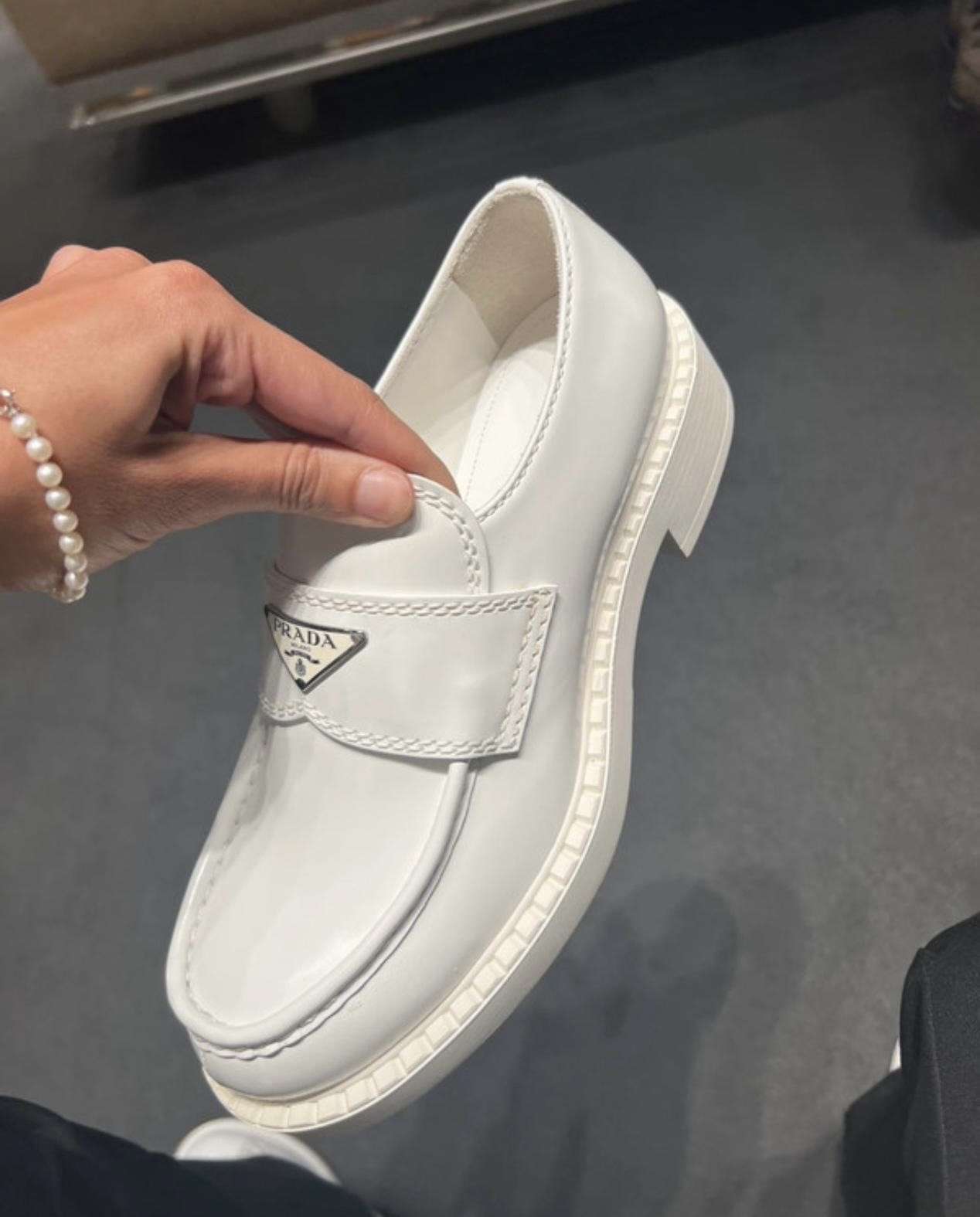 Prada mokasiny