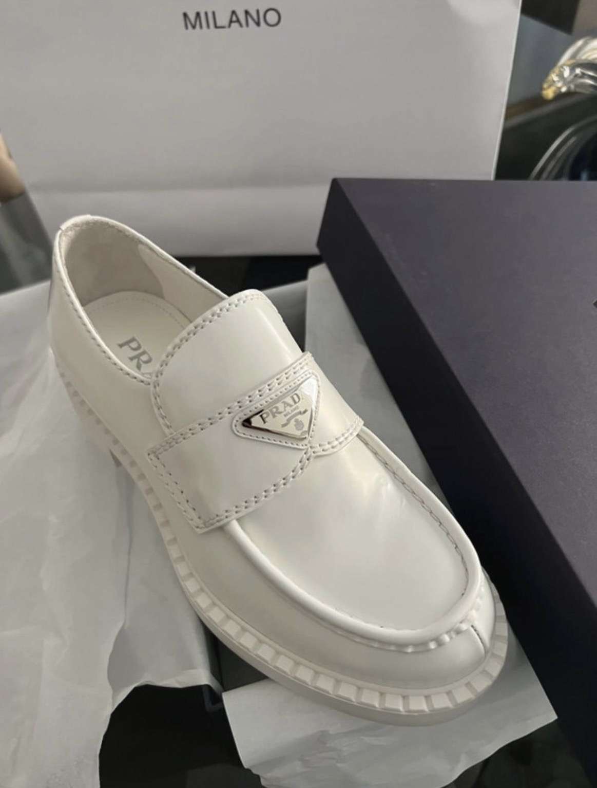 Prada mokasiny