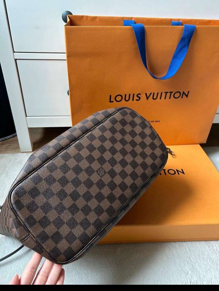 Louis Vuitton neverfull