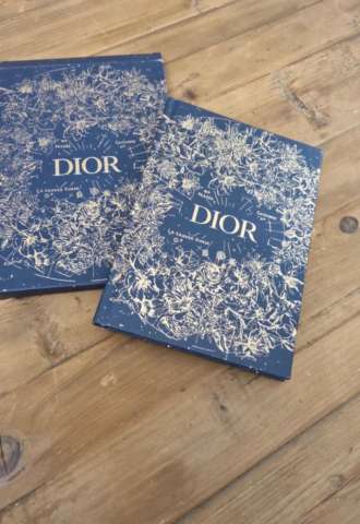 https://www.vipluxury.sk/Dior zápisník
