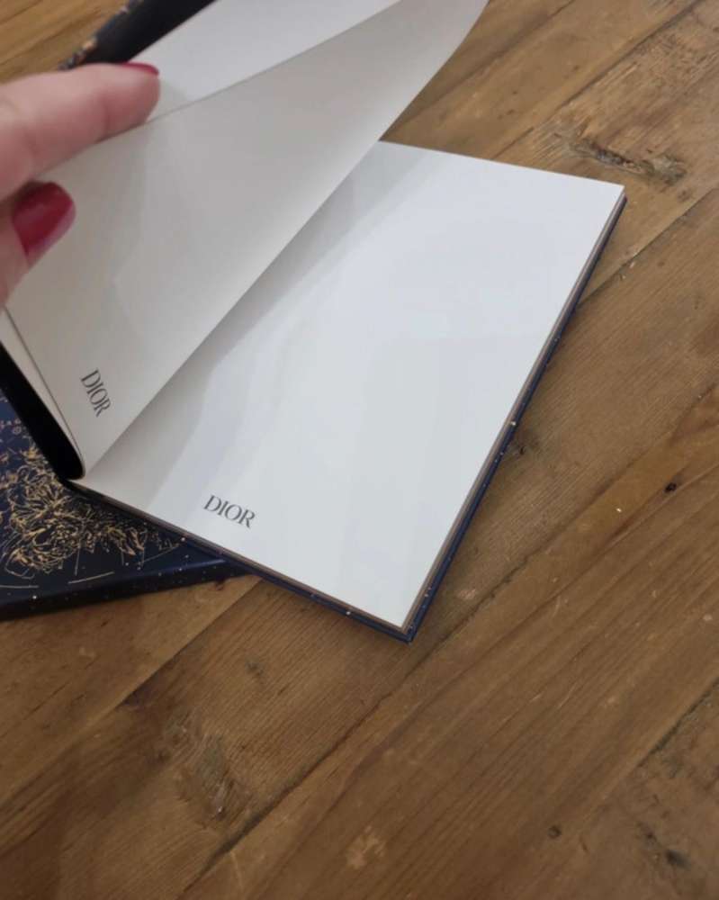 Dior zápisník