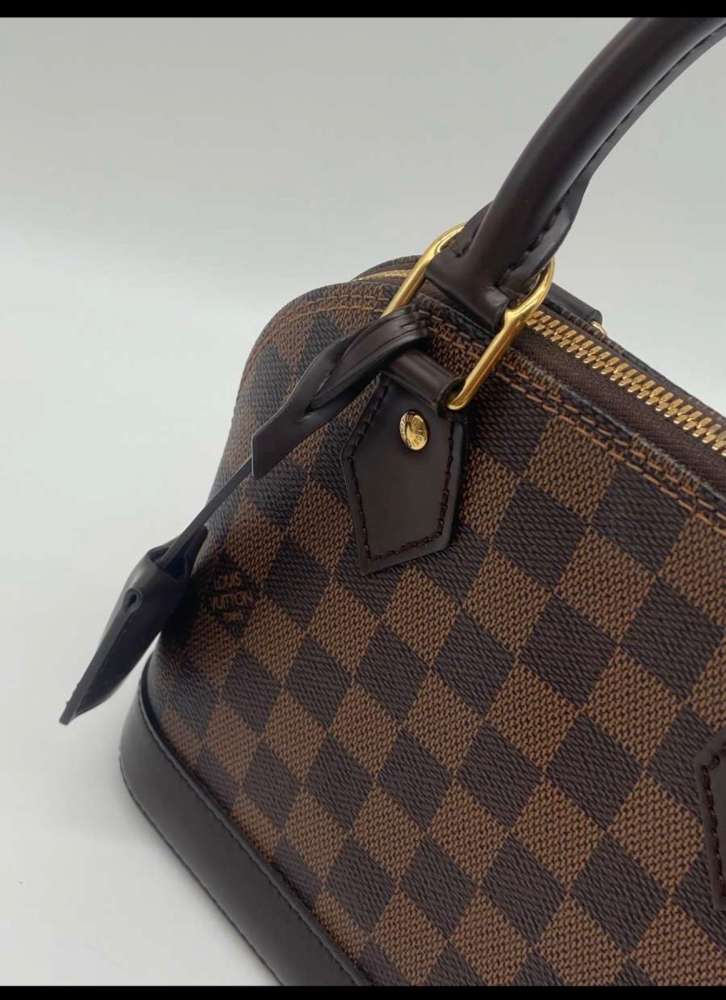 Louis Vuitton alma