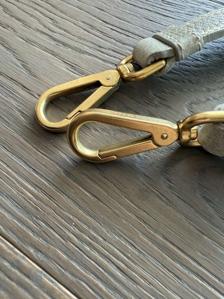 Prada poprúh