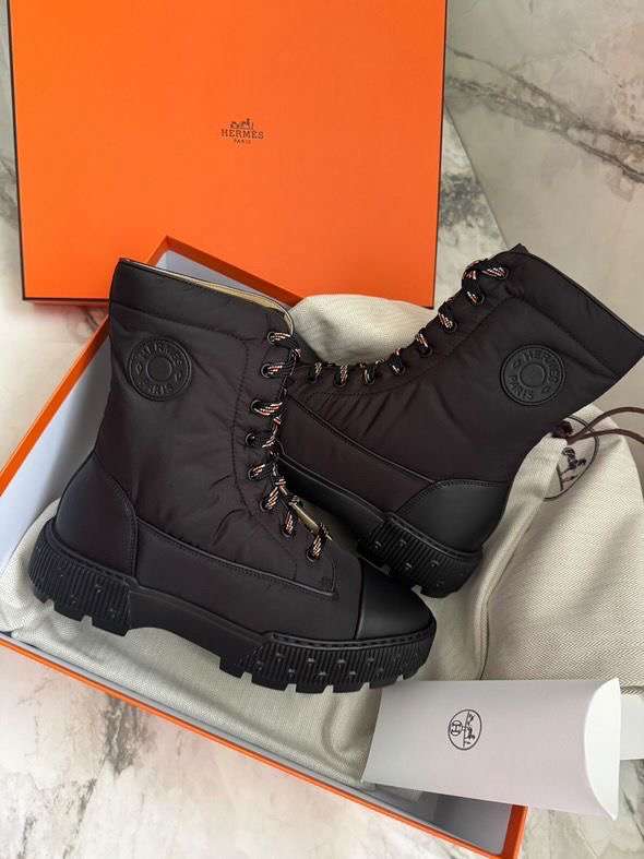 Hermes velkost 39 s dokladom