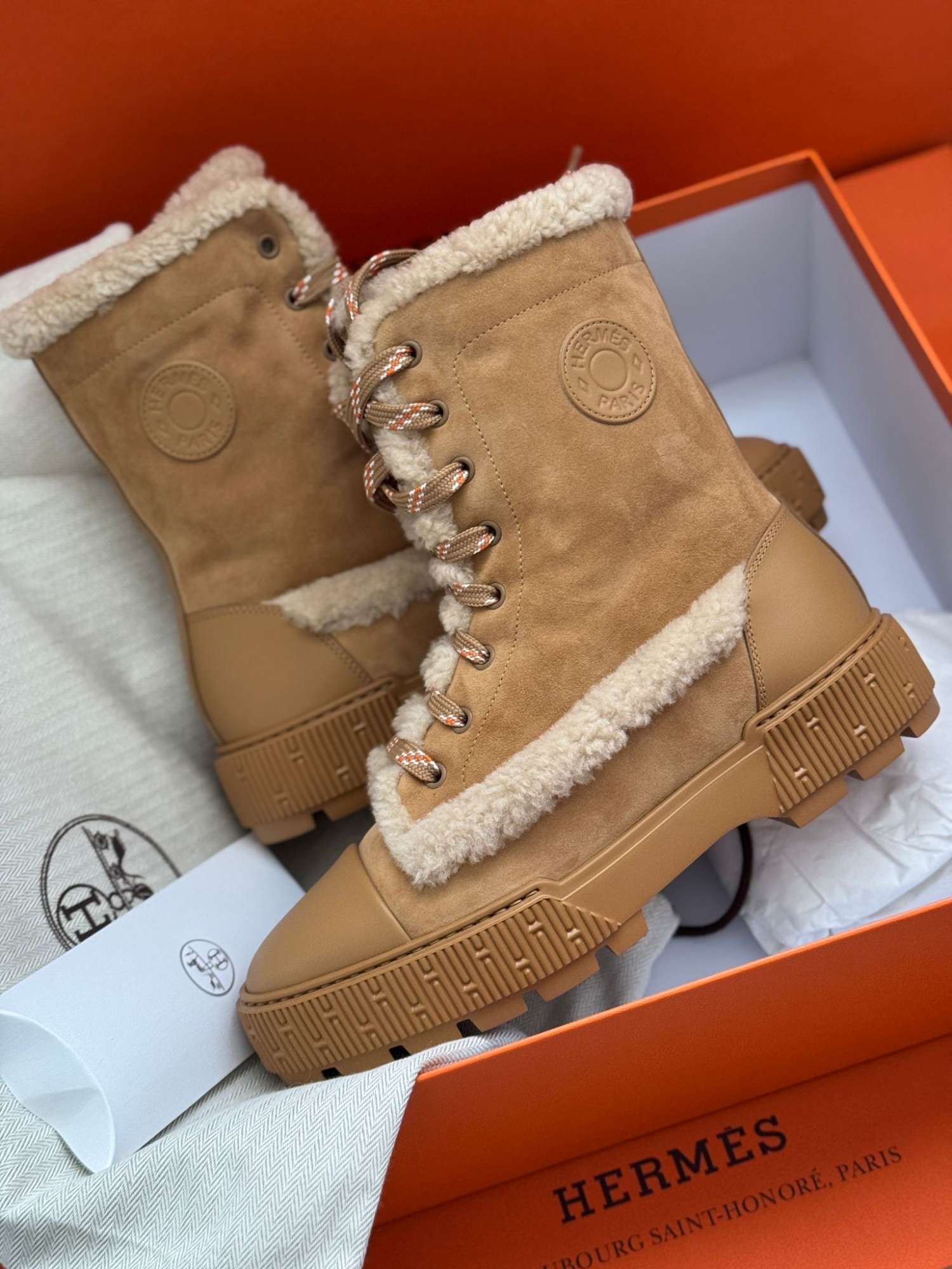 Hermes ovečky velkost  39 s dokladom