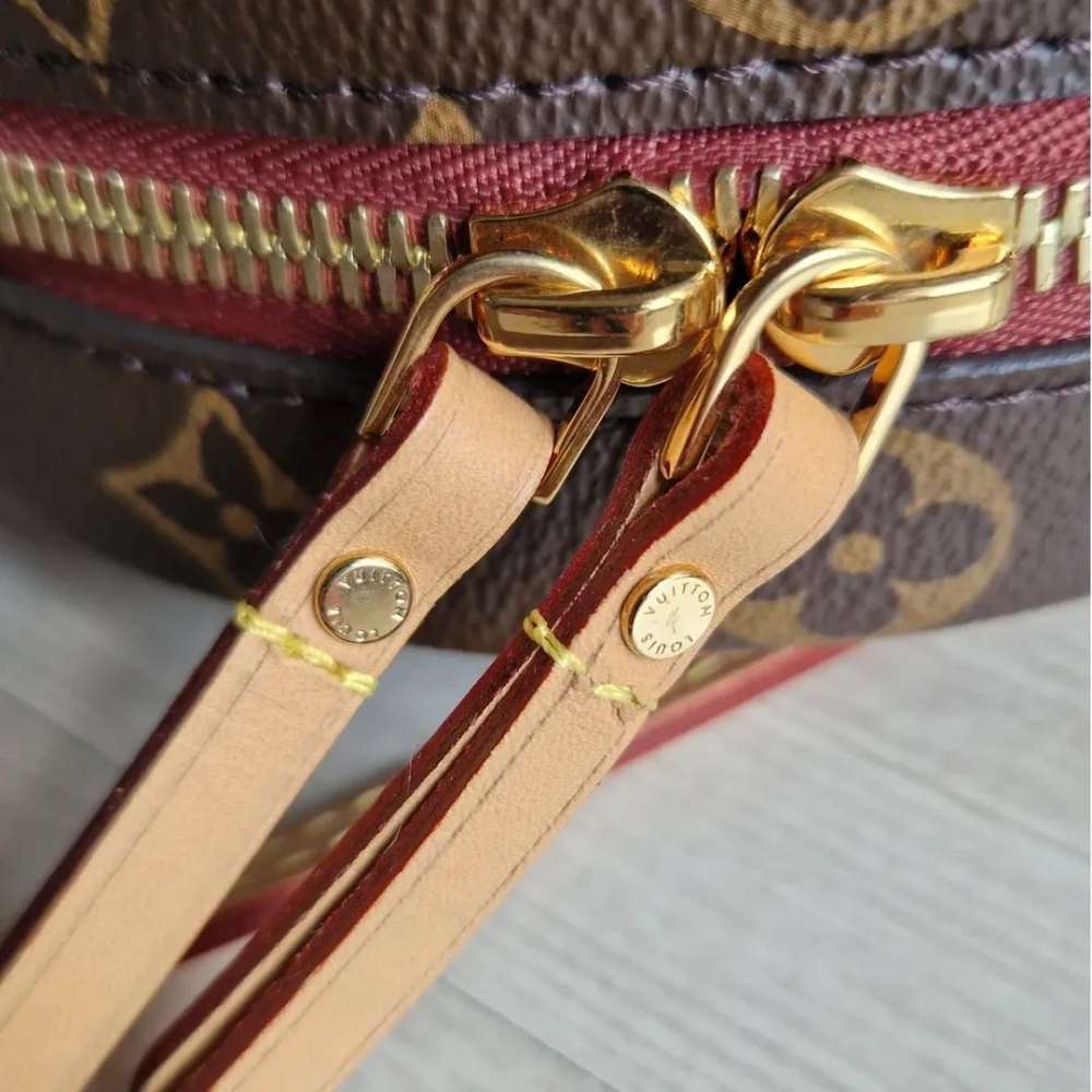 Louis Vuitton Chapeau Boite Souple PM