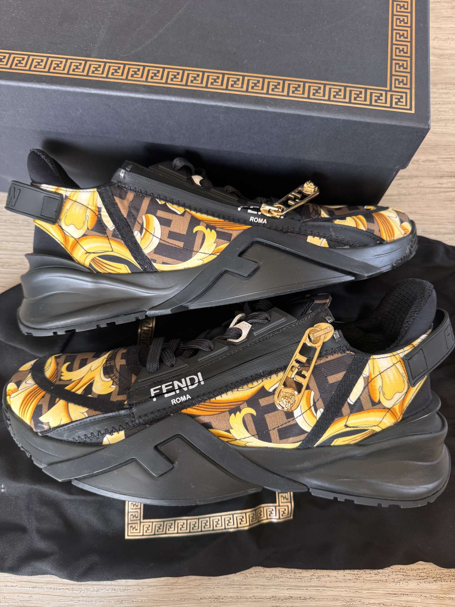 Tenisky Fendi x Versace