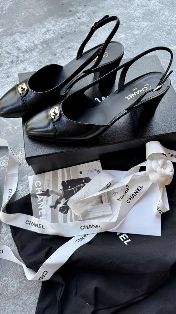 Chanel Slingback