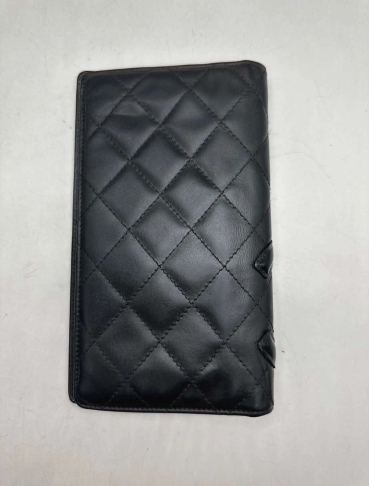 Chanel obal