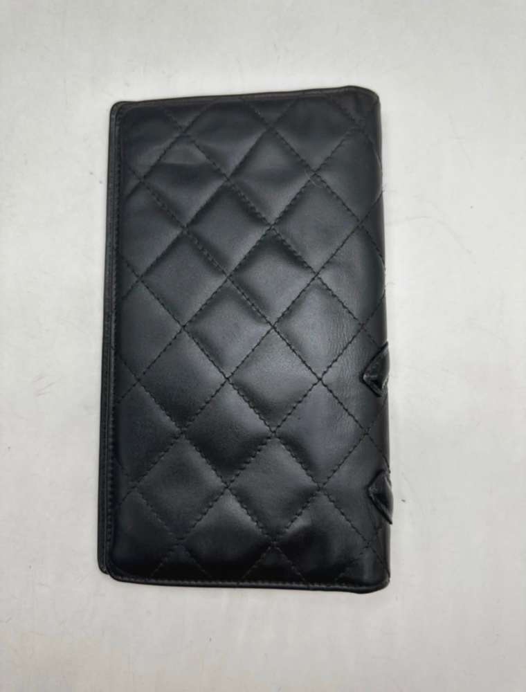 Chanel obal