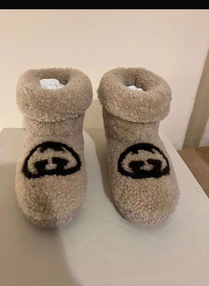 Gucci snehule