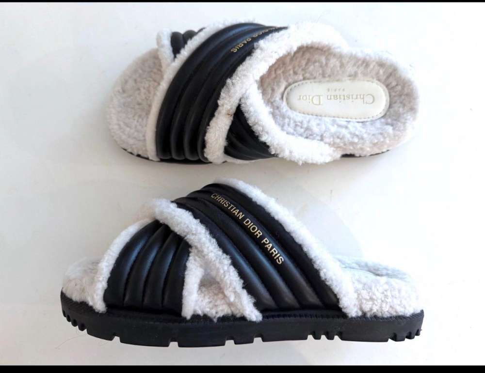 Dior šľapky