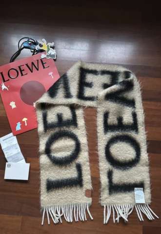 https://www.vipluxury.sk/LOEWE šál
