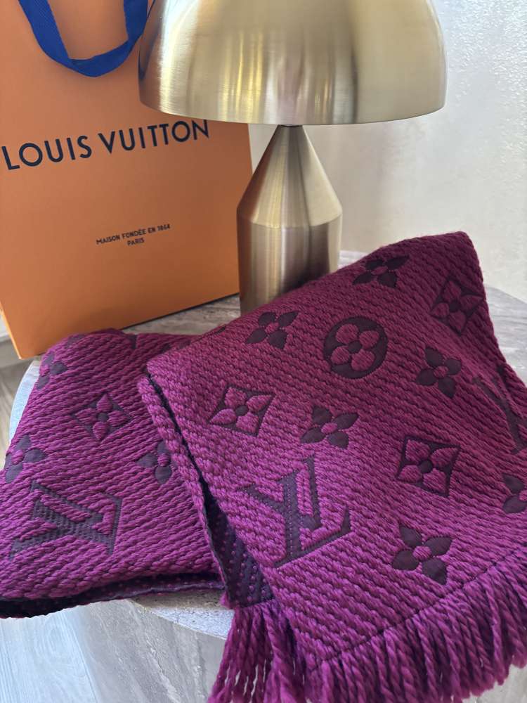 Louis Vuitton Logomania šál