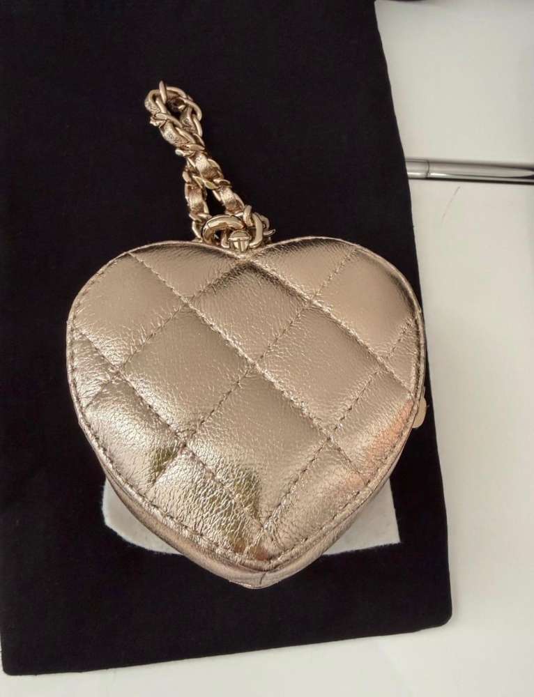 Chanel prívesok