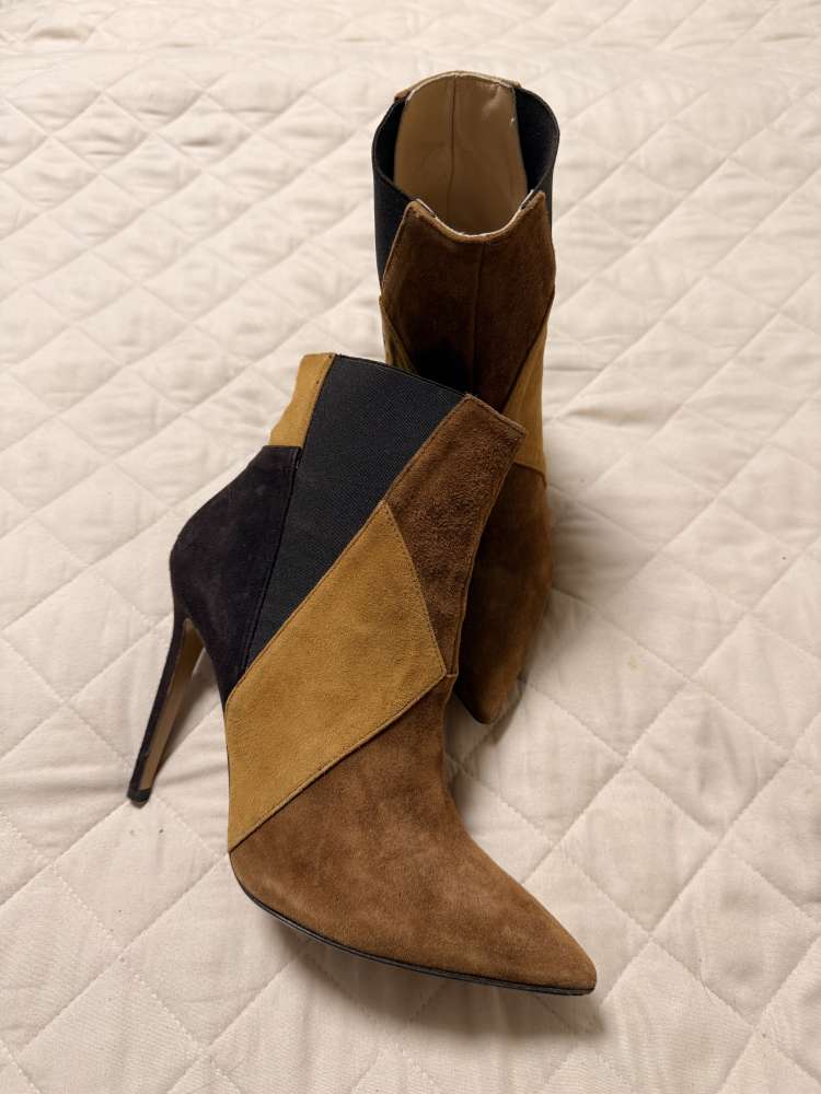 OVYÉ Semišové poltopánky