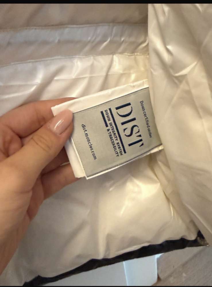 Moncler zimná Bunda